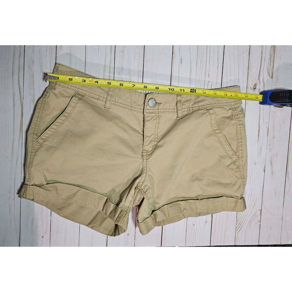 Aéropostale Women’s Size 10 Khaki Midi Pull Shorts Tan Cotton Blend - Picture 4 of 5